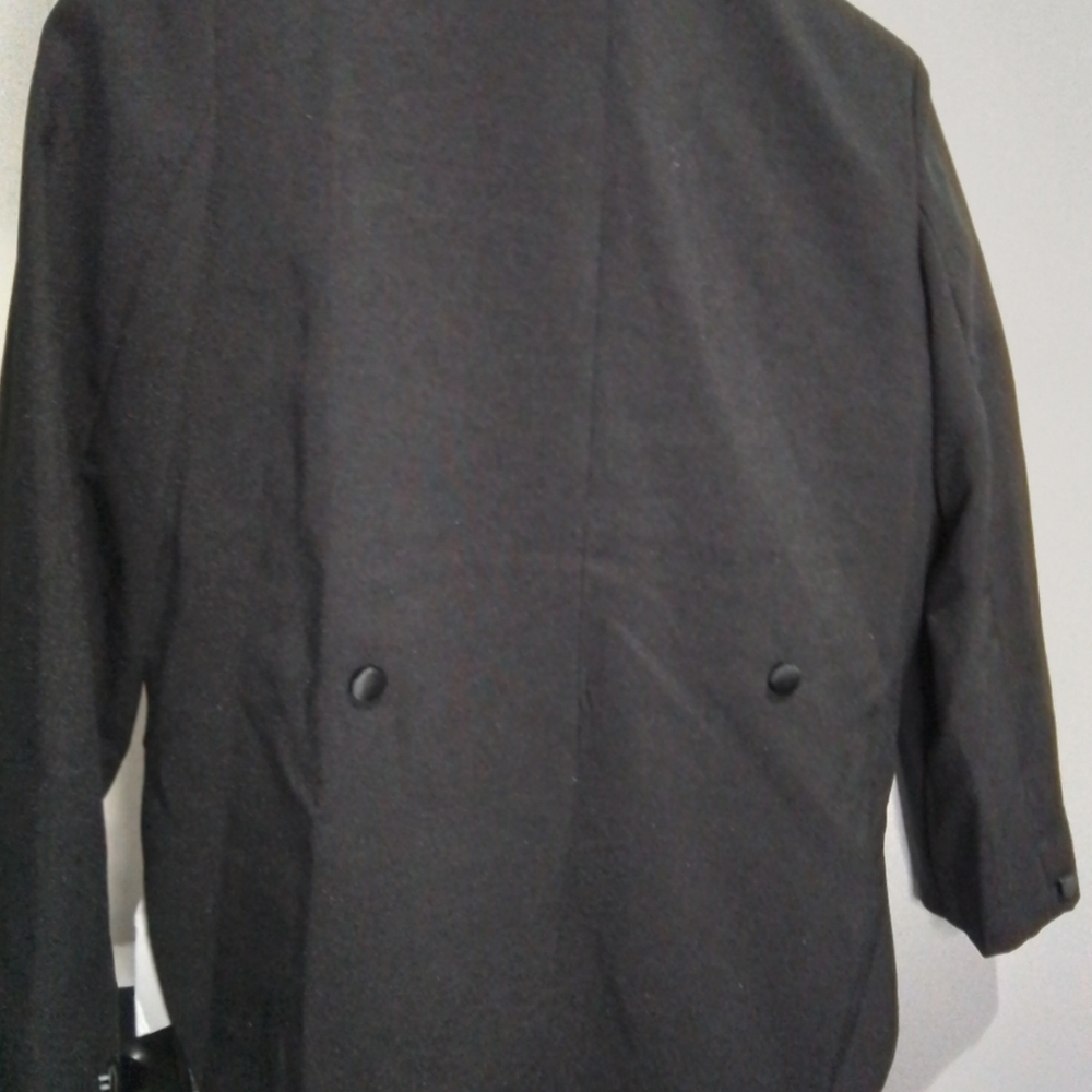 Tuxedo - Picture 3 of 3